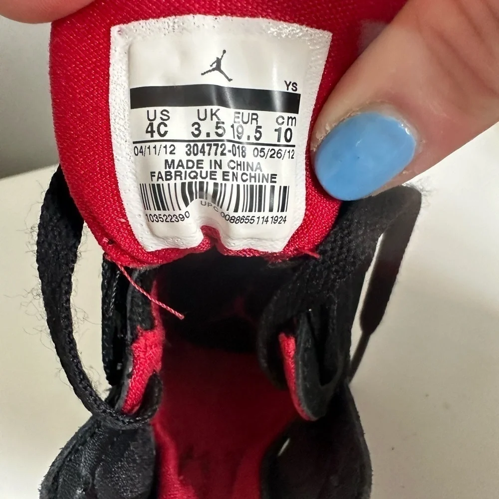 Air Jordan Size 4C